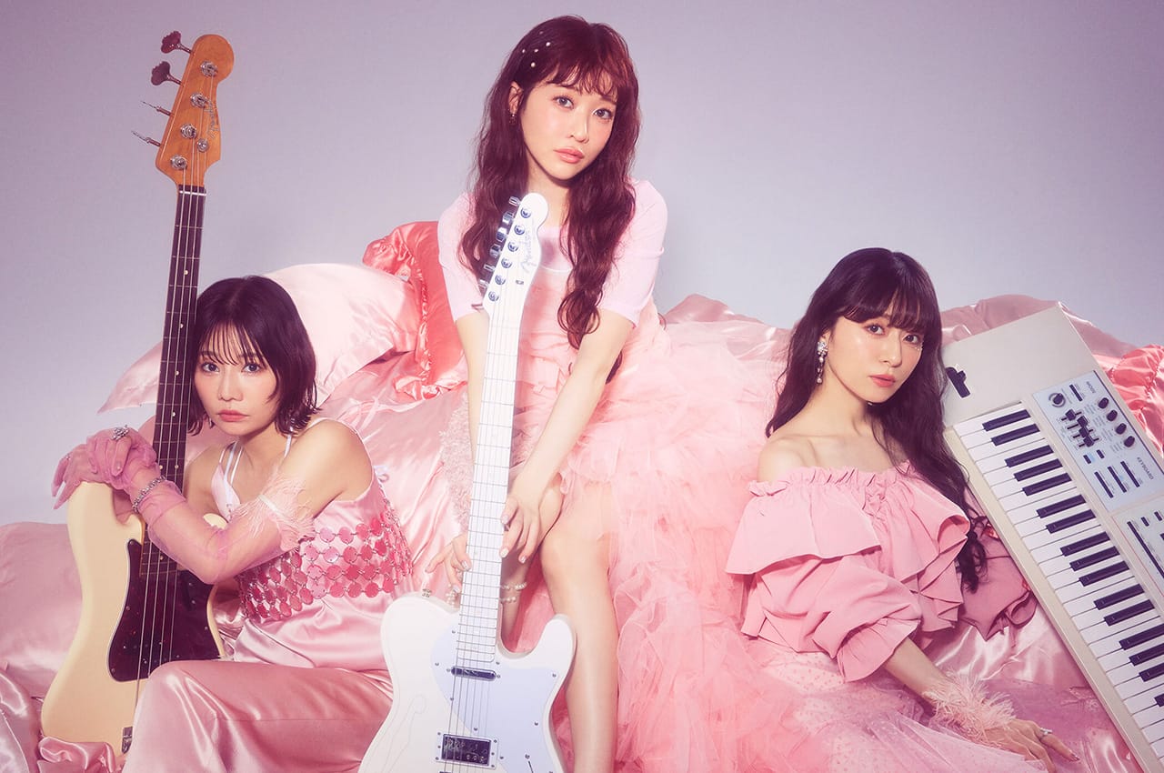 SILENT SIREN – Who’s that? + Maybe Baby Blue + Lady go