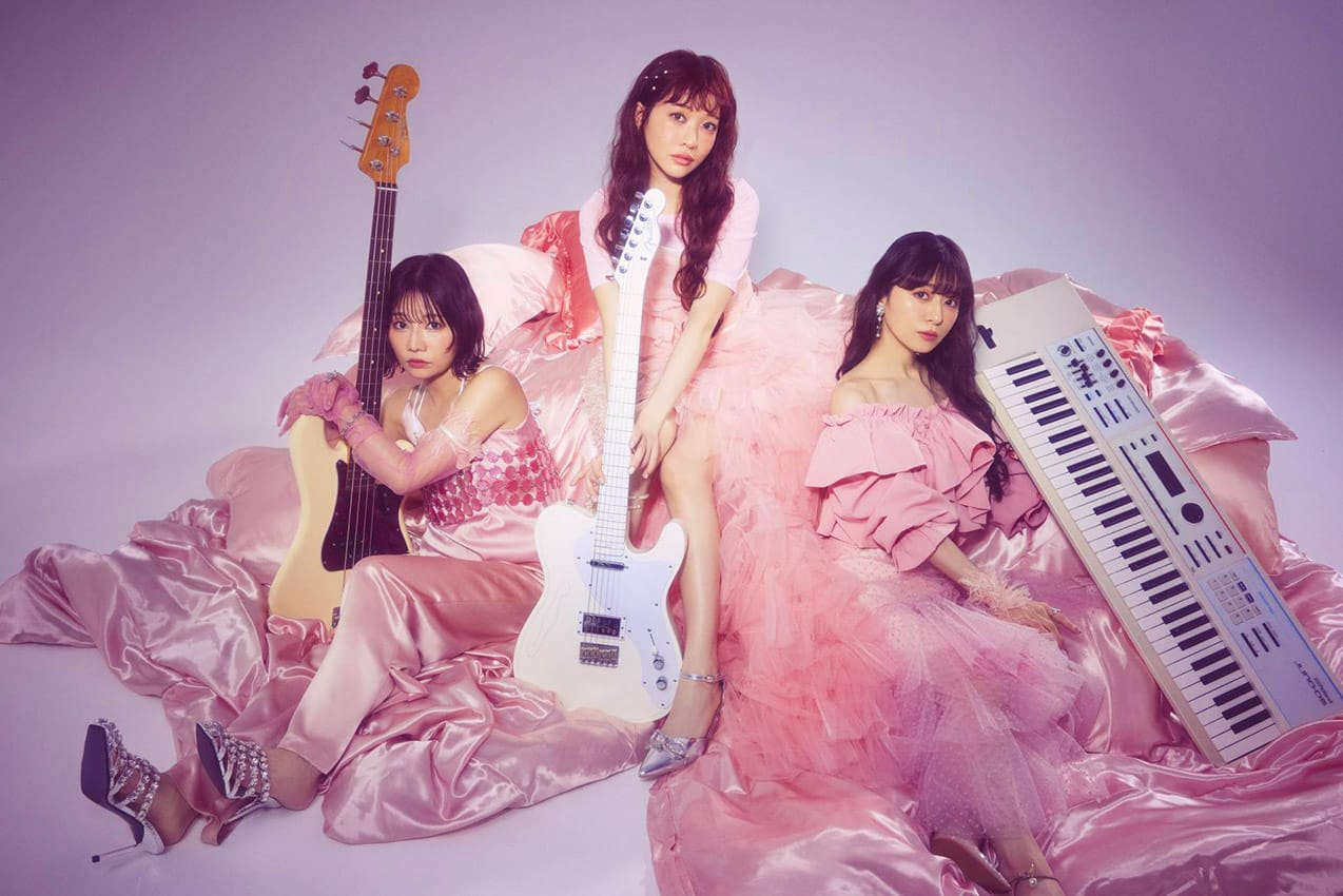 SILENT SIREN – more than pink